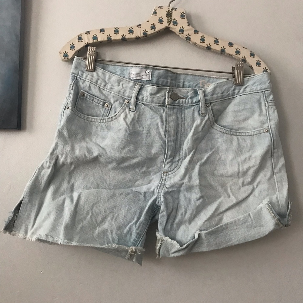 GAP • shorts